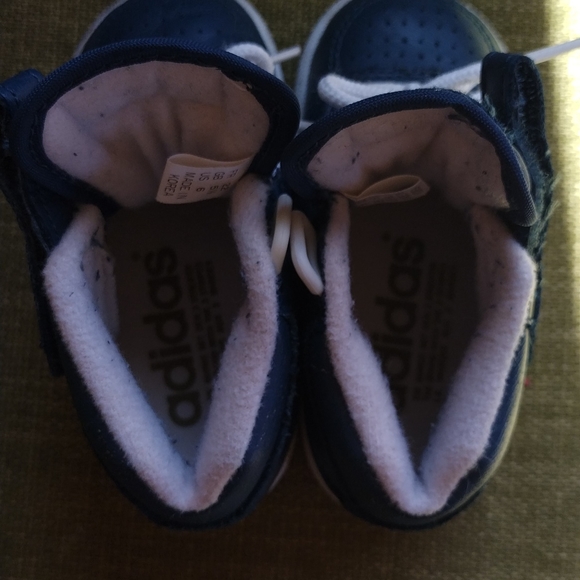 Adidas Taurus toddler - Picture 5 of 11